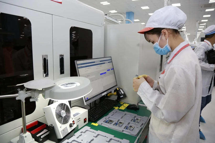 An electronic production line at the Hoa Lac Hi-Tech Park in Hanoi. Photo: Thanh Hai/The Hanoi Times