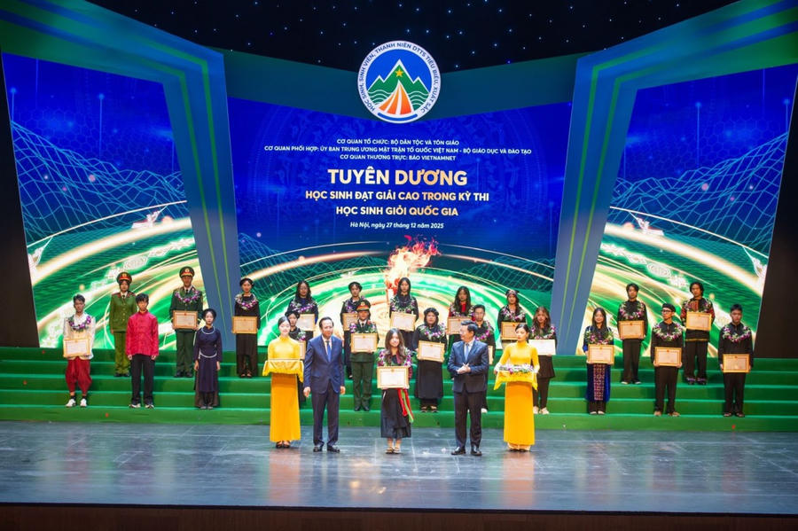 Vinh danh 150 học sinh, sinh viên và thanh niên dân tộc thiểu số xuất sắc năm 2025