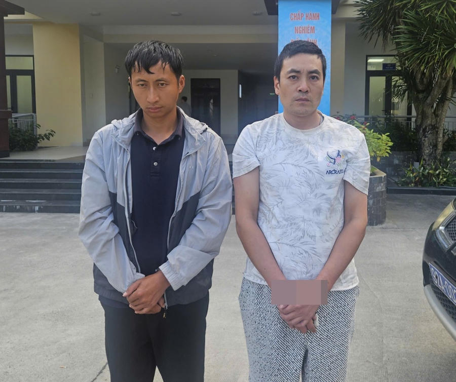 2 đối tượng Ling Zingfeng và Yang Jun Yun - Ảnh Công an Đà Nẵng.