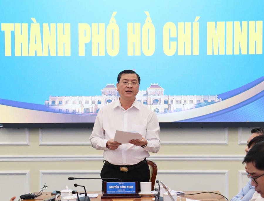 Phó Chủ tịch UBND TP.Hồ Chí Minh Nguyễn Công Vinh phát biểu tại hội nghị. (Ảnh: Cổng TTĐT TP HCM)