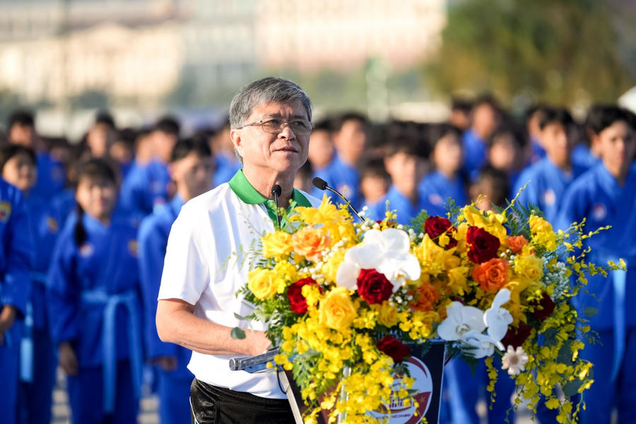 Ông Nguyễn Văn Hiếu (Giám đốc Sở Giáo dục và Đào tạo TP.Hồ Chí Minh) phát biểu khai mạc.
