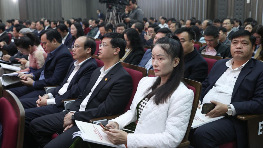 Chuyển đổi từ hỗ trợ sang đầu tư phát triển vùng dân tộc, tôn giáo