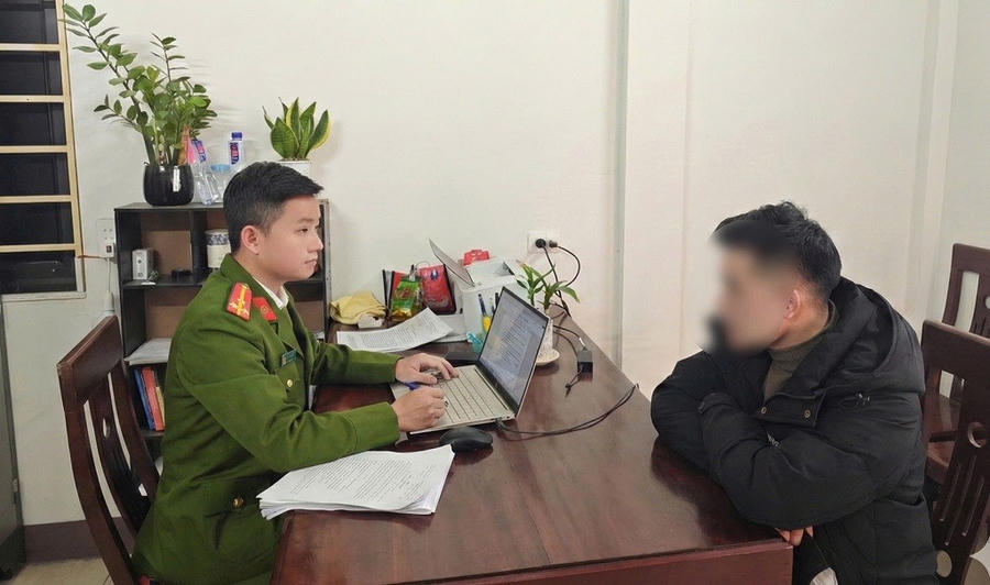 T.C.T. “Lợi dụng mạng xã hội cung cấp, chia sẻ thông tin sai sự thật” - Ảnh Công an Nghệ An.