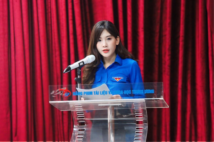 Quyền Bí thư Đoàn Thanh niên Bộ VHTTDL Lê Minh Đức phát biểu khai mạc chương trình