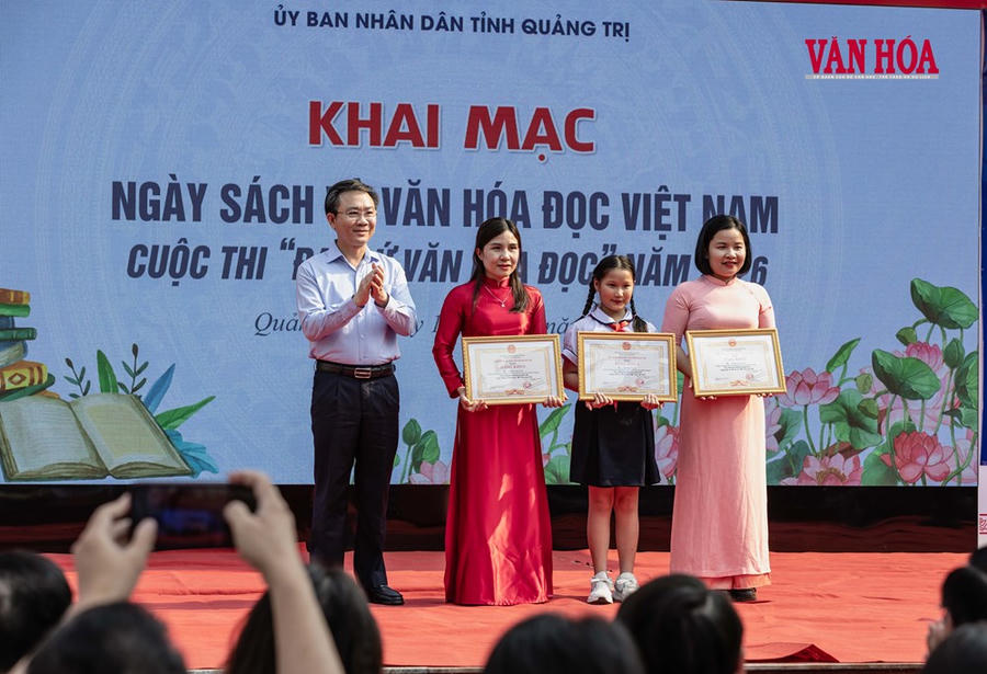 Nuôi dưỡng chiều sâu tri thức trong đời sống học đường Nuôi dưỡng chiều sâu tri thức trong đời sống học đường