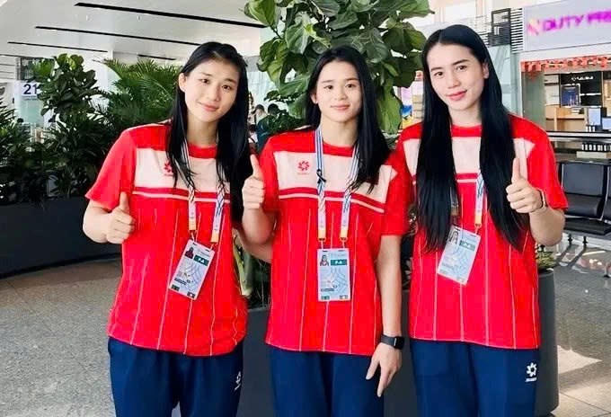 Trưởng đoàn Nguyễn Hồng Minh gửi thư chia buồn tới gia đình ba nữ đô vật giành HCV