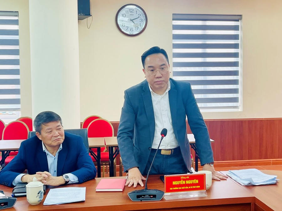 Cần khẩn trương hoàn thiện dự thảo Luật sửa đổi, bổ sung Luật Xuất bản - ảnh 2