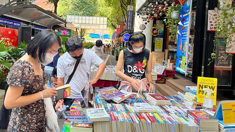 Xuất bản, “hạ tầng tri thức” của phát triển văn hóa
