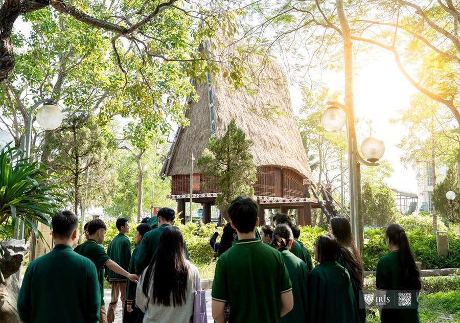 Bảo tàng có không gian văn hóa sống động, giúp khách tham quan dễ dàng tiếp cận thông tin một cách gần gũi, dễ hiểu