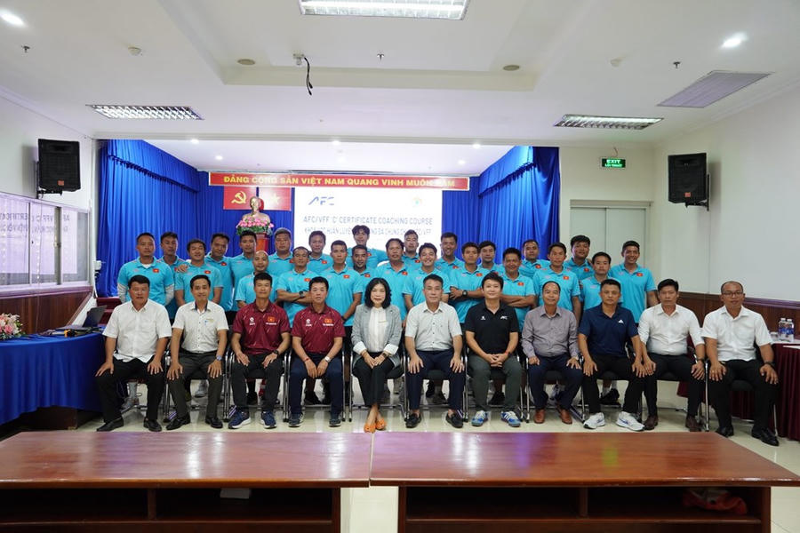 Bế mạc khóa học HLV chứng chỉ ‘C’ AFC/VFF