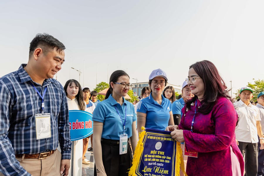 Khai mạc Hội thi Thể thao học đường tỉnh Quảng Trị