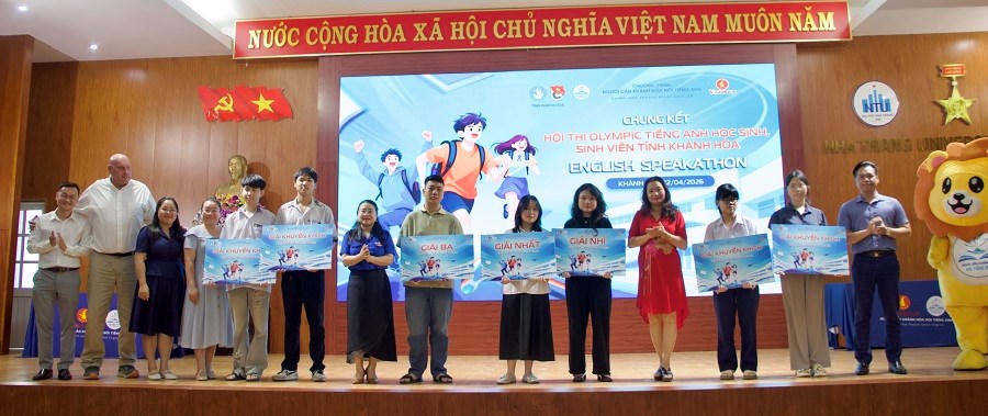 Sôi nổi Hội thi Olympic Tiếng Anh học sinh, sinh viên tỉnh Khánh Hòa - ảnh 1