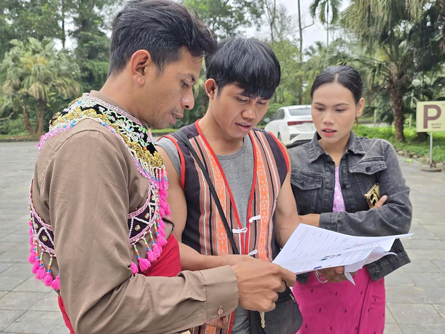 Đồng bào các dân tộc tại “Ngôi nhà chung” hồ hởi đi bầu cử
