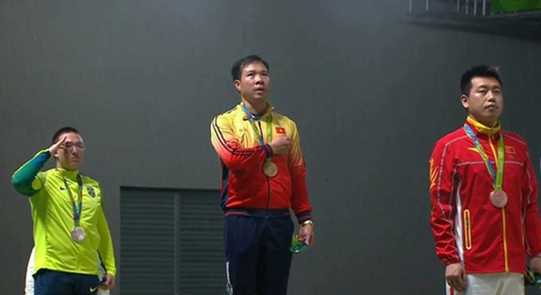 (Bài 3) Những dấu mốc vàng