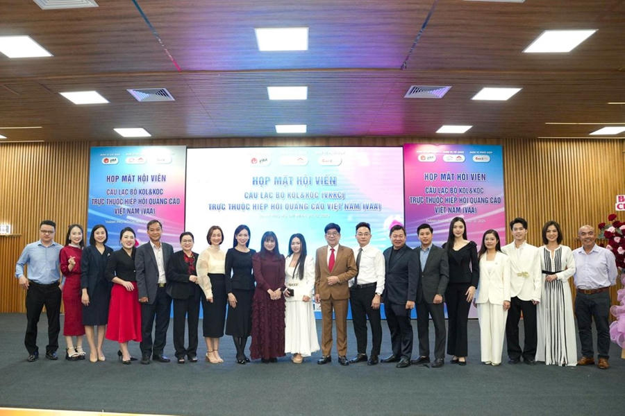 Tháng 12.2025, Hiệp hội Quảng cáo Việt Nam chính thức ra mắt Câu lạc bộ KOL&KOC Việt Nam, xem đây là giải pháp quy tụ những người làm nghề chân chính