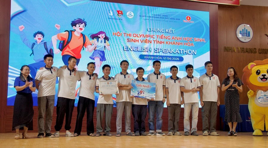 Sôi nổi Hội thi Olympic Tiếng Anh học sinh, sinh viên tỉnh Khánh Hòa - ảnh 4
