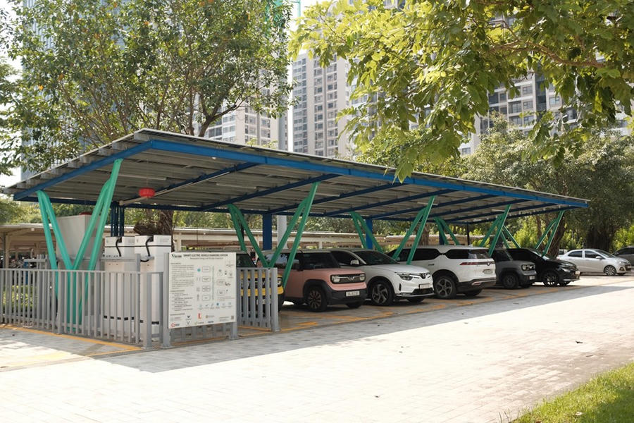 Trạm sạc xe điện thông minh thử nghiệm được xây dựng và triển khai trong thực tế khuôn viên trường Đại học VinUni