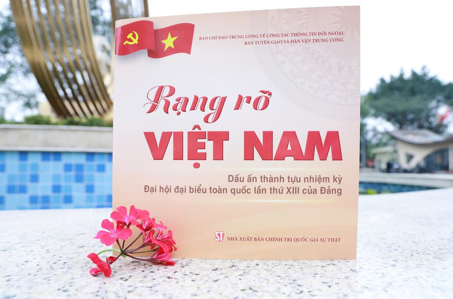 Cuốn sách khẳng định dấu ấn nổi bật của nhiệm kỳ Đại hội XIII của Đảng