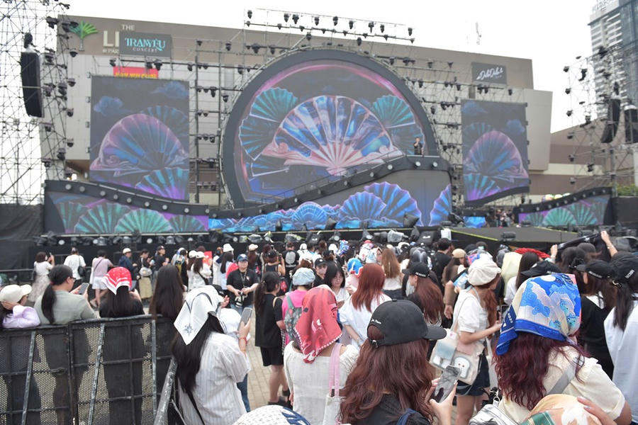 Sự thăng hoa rạng rỡ của cả nghệ sĩ và khán giả, hứa hẹn một đêm Concert bùng nổ tối nay