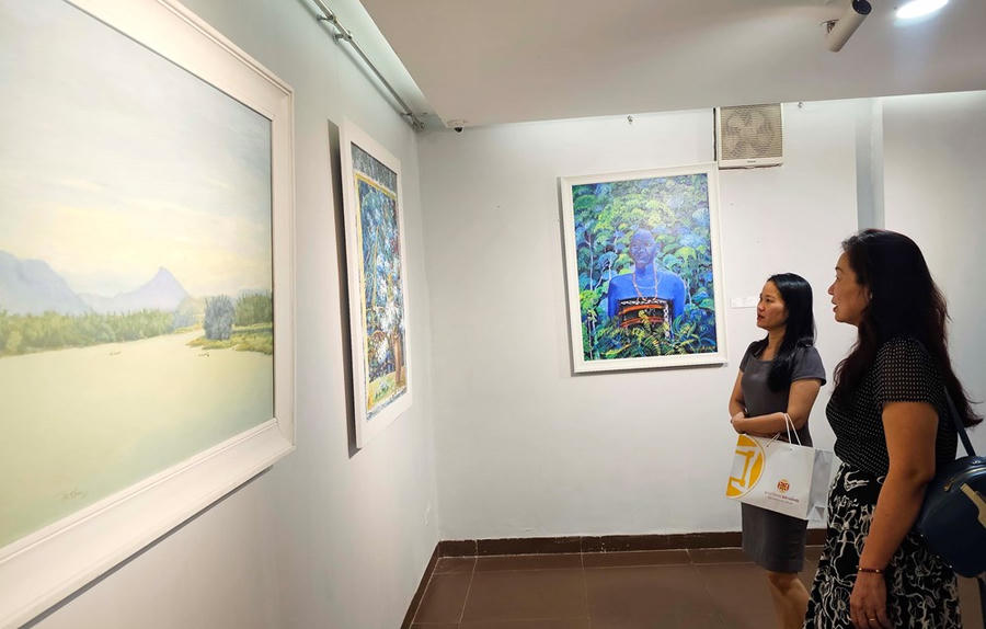 Đáng chú ý, đây cũng là lần đầu tiên một triển lãm mỹ thuật quy mô được tổ chức trong bối cảnh sau sáp nhập, quy tụ đông đảo nghệ sĩ địa phương