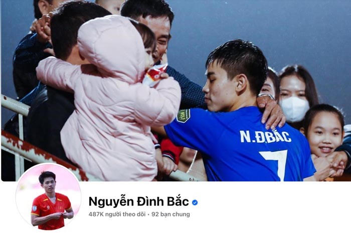 Trang cá nhân của Đình Bắc đạt gần nửa triệu lượt theo dõi