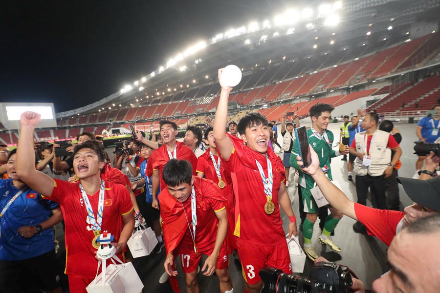 “Những người hùng” của U22 Việt Nam nói gì về chức vô địch SEA Games 33?