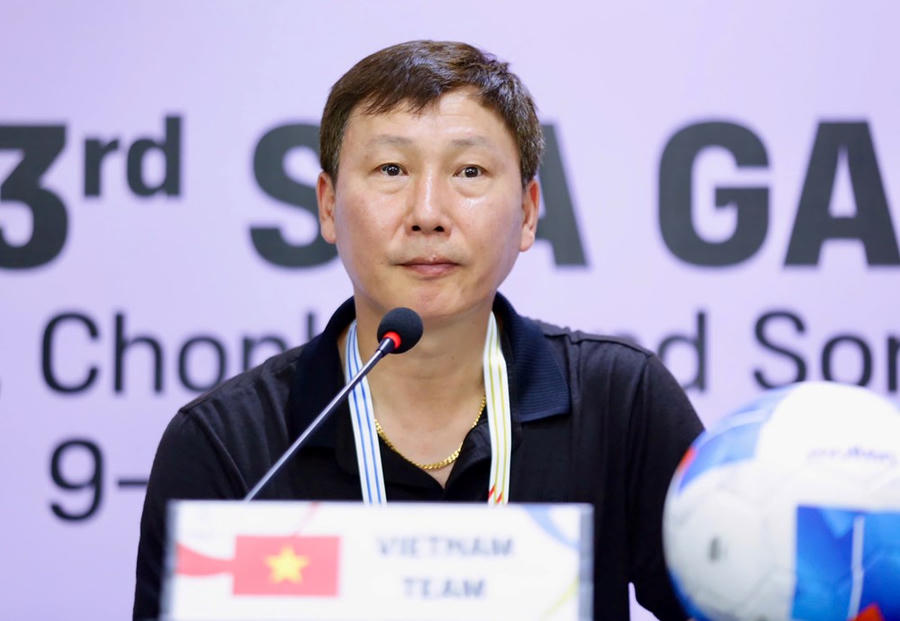 Giúp U22 Việt Nam giành HCV SEA Games 33, HLV Kim sang-sik hoàn tất hat-trick vô địch trong năm 2025 - ảnh 3