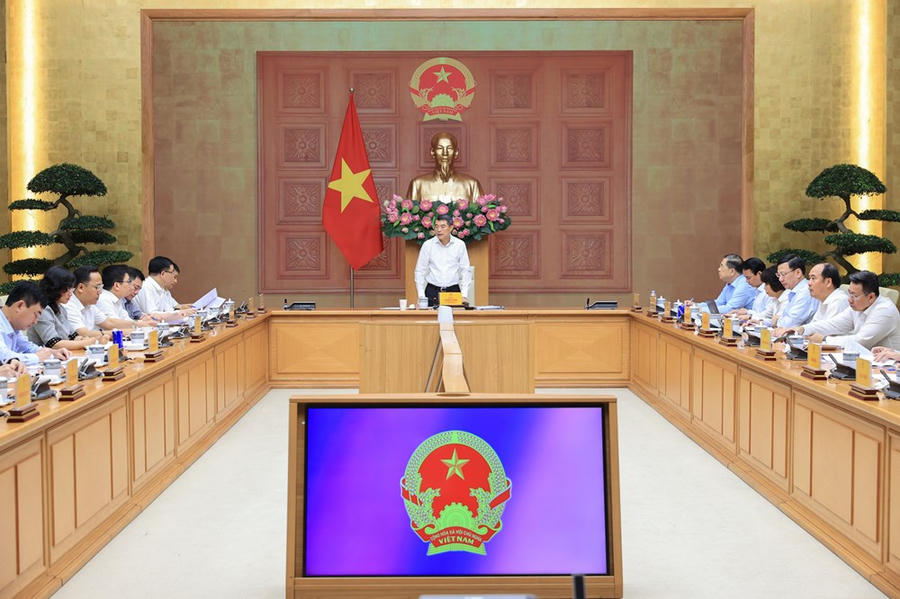 Thủ tướng giao ngành Công thương phải gánh vác nhiệm vụ trọng tâm để góp phần tăng trưởng 2 con số - ảnh 1