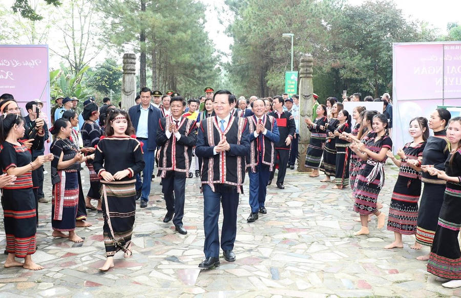 Nghi lễ cầu mùa, cầu an vui và Ngày hội buôn làng Tây Nguyên giữa lòng Hà Nội - ảnh 1