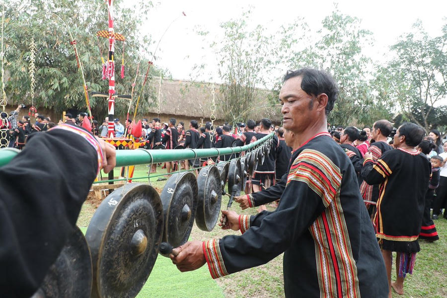 Nghi lễ cầu mùa, cầu an vui và Ngày hội buôn làng Tây Nguyên giữa lòng Hà Nội - ảnh 7