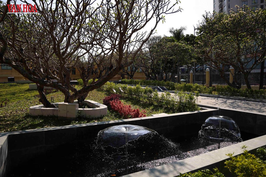 Bảo tàng đã bổ sung bể phun nước, lối đi mới cùng nhiều điểm dừng chân, tạo điều kiện cho du khách tham quan, nghỉ ngơi và chụp ảnh