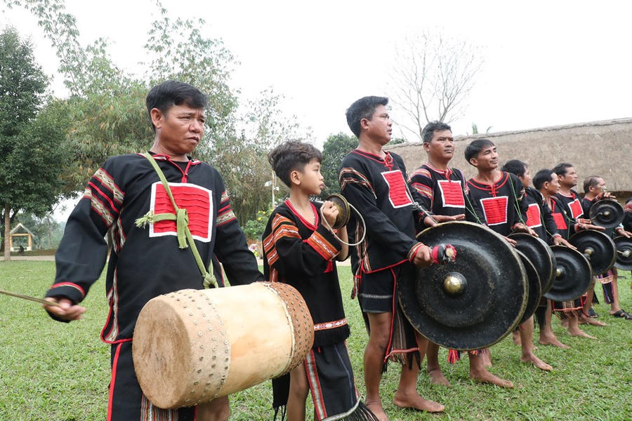 Nghi lễ cầu mùa, cầu an vui và Ngày hội buôn làng Tây Nguyên giữa lòng Hà Nội - ảnh 13