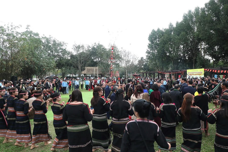 Nghi lễ cầu mùa, cầu an vui và Ngày hội buôn làng Tây Nguyên giữa lòng Hà Nội - ảnh 11