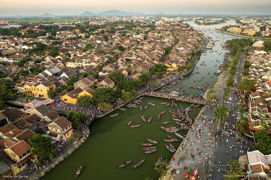 Miền Trung là một nơi có rất nhiều di sản thế giới được UNESCO công nhận là một điểm đến giàu cảm hứng với những người yêu nhiếp ảnh