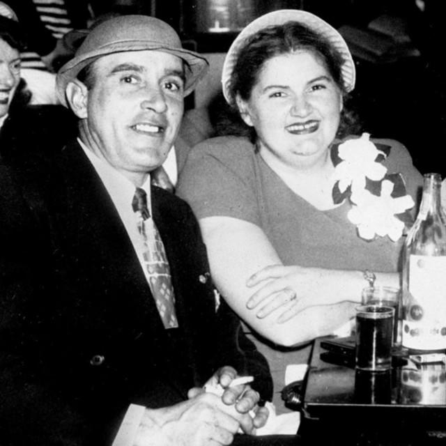 Raymond Fernandez (trái) và Martha Beck. Ảnh: AHC