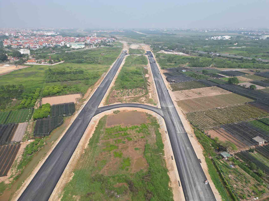 media-cdn-v2.laodong.vn-storage-newsportal-2024-11-8-1418757-_vanh-dai-4-hoai-duc-05.jpg