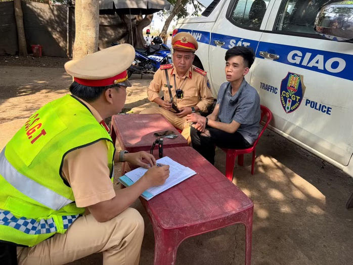 Hành trình truy vết, bắt giữ nghi phạm cướp giật dây chuyền vàng liên tỉnh - Ảnh 1.