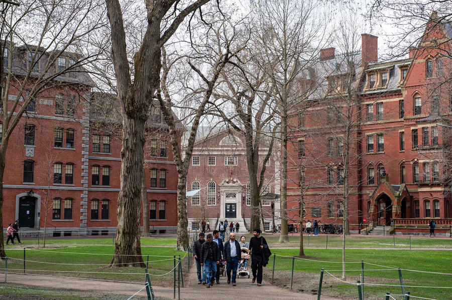Khuôn viên Đại học Harvard. Ảnh: ABC News