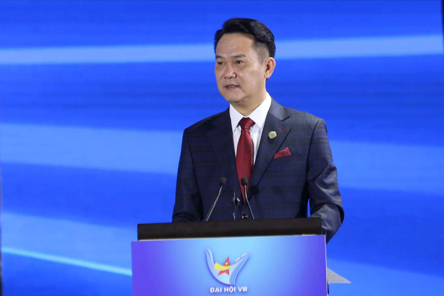 hong-anh.jpg